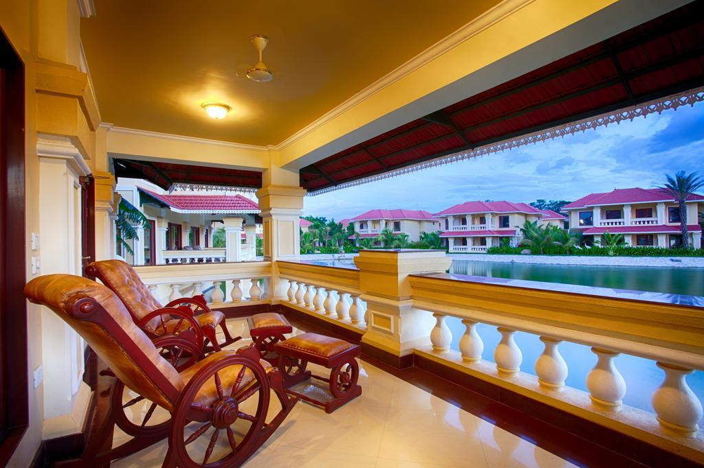 Regency Lagoon Resort Rajkot Room photo